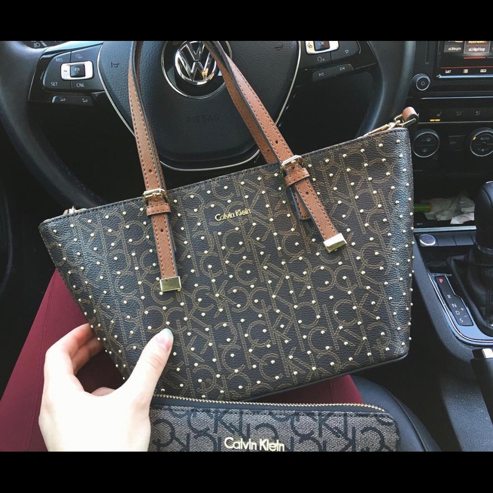 CALVIN KLEIN BAG (NEW)